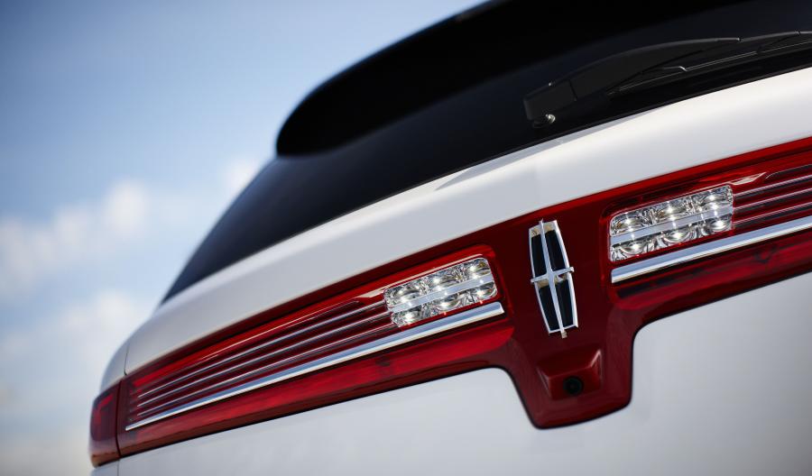  Lincoln MKT 2013 года  (фото 24 из 37)